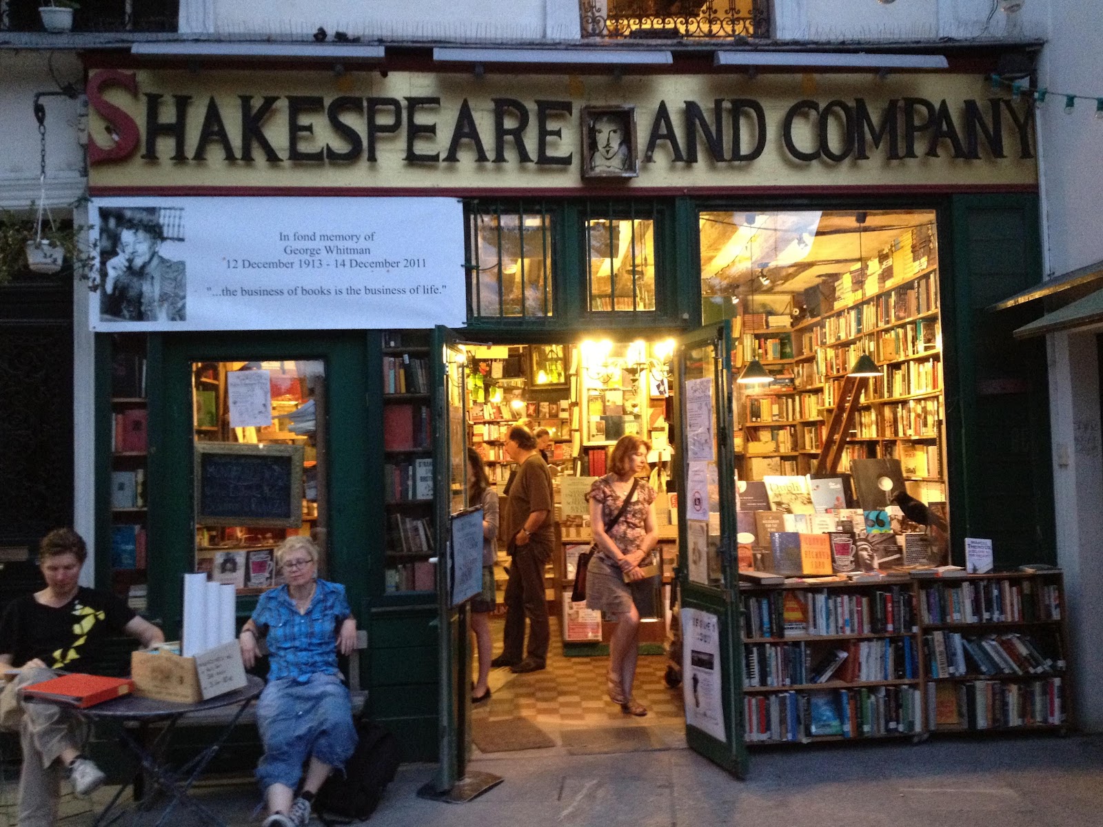 1 hartensteinabroad brian+hartenstein Shakespeare and Company bookstore Paris